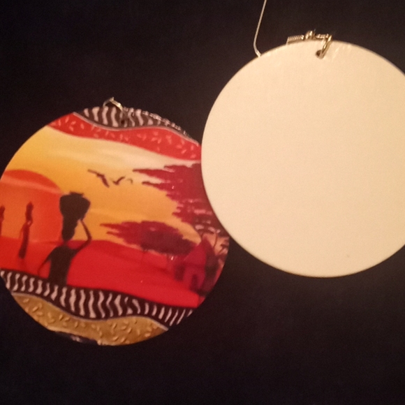 Handmade earrings - Picture 3 of 3